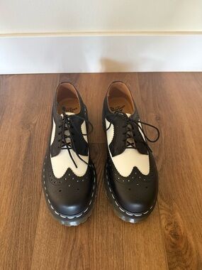 Dr Martens 3989 Bex Smooth Leather Brogue Shoes